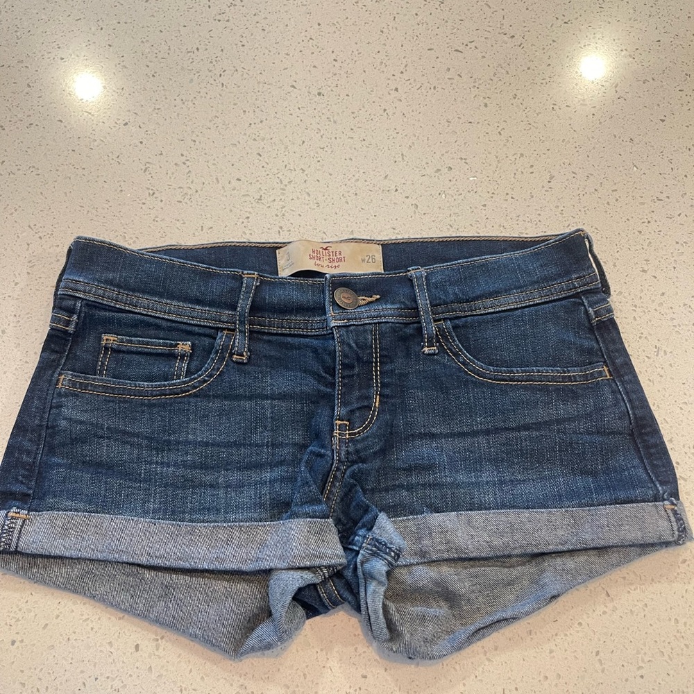 Hollister low rise shorts